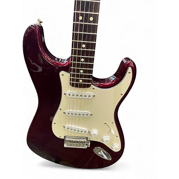 Used 2004 Fender Standard Stratocaster red Solid Body Electric Guitar