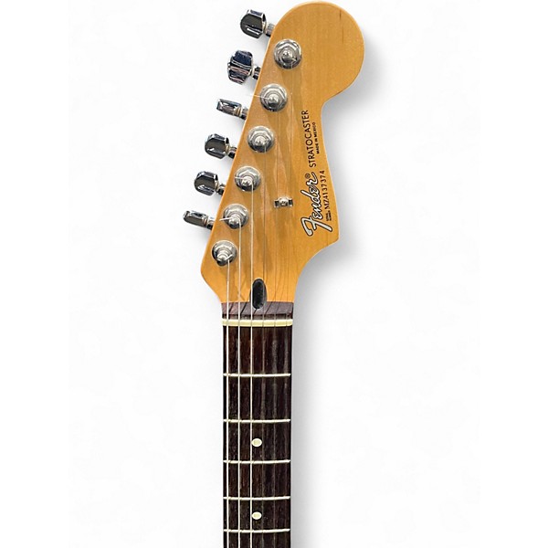 Used 2004 Fender Standard Stratocaster red Solid Body Electric Guitar