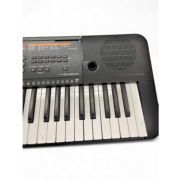 Used Yamaha PSRE263 61 Key Portable Keyboard