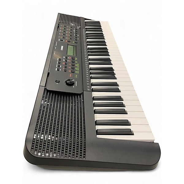 Used Yamaha PSRE283 Keyboard Workstation