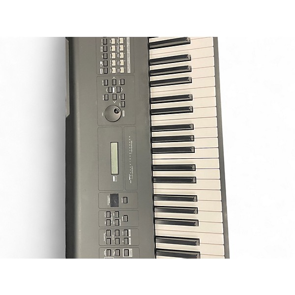Used Yamaha MX88 Synthesizer