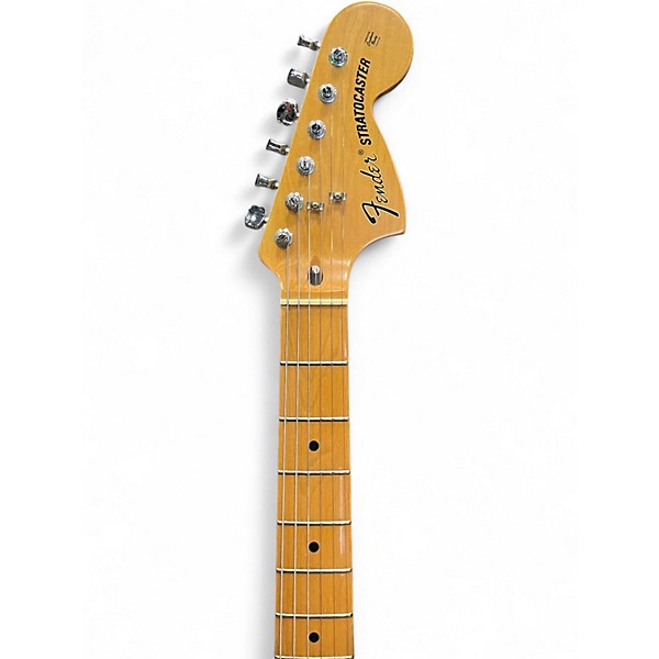 Used Fender Classic Series '70s Stratocaster White Solid Body Electric Guitar