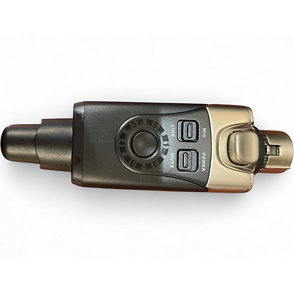 Used Xvive WIRELESS MIC SYSTEM