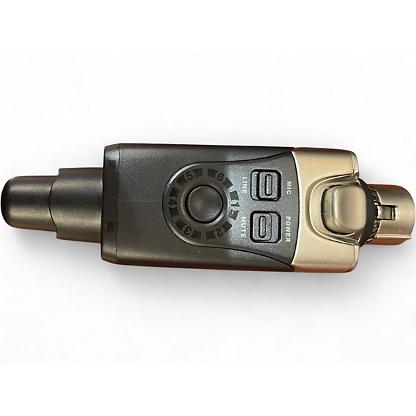 Used Xvive WIRELESS MIC SYSTEM