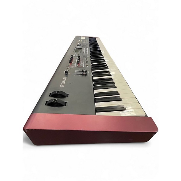 Used Yamaha MOXF8 88 Key Keyboard Workstation
