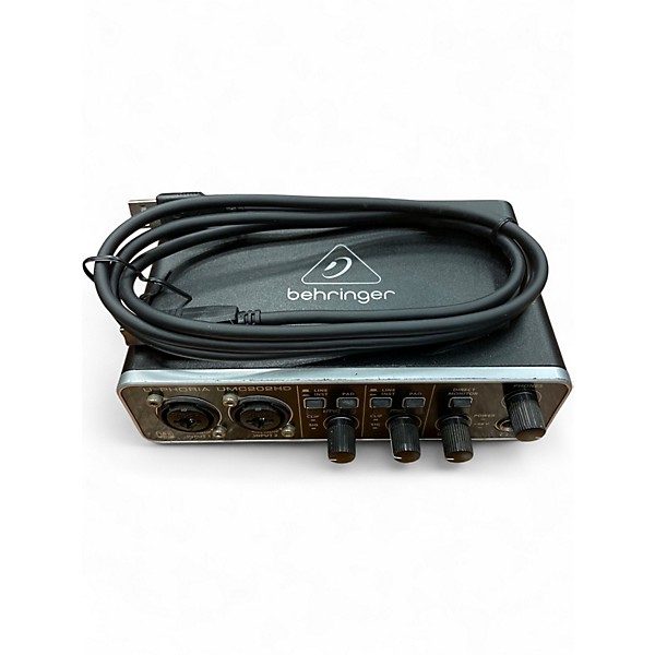 Used Behringer U-Phoria UMC202HD Audio Interface