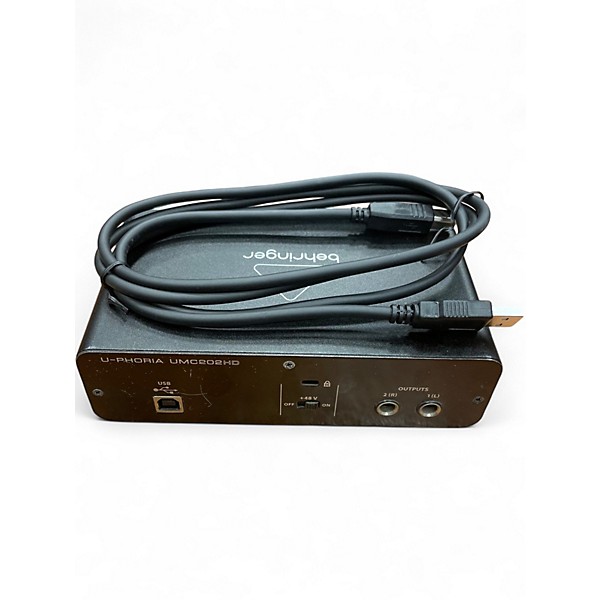 Used Behringer U-Phoria UMC202HD Audio Interface