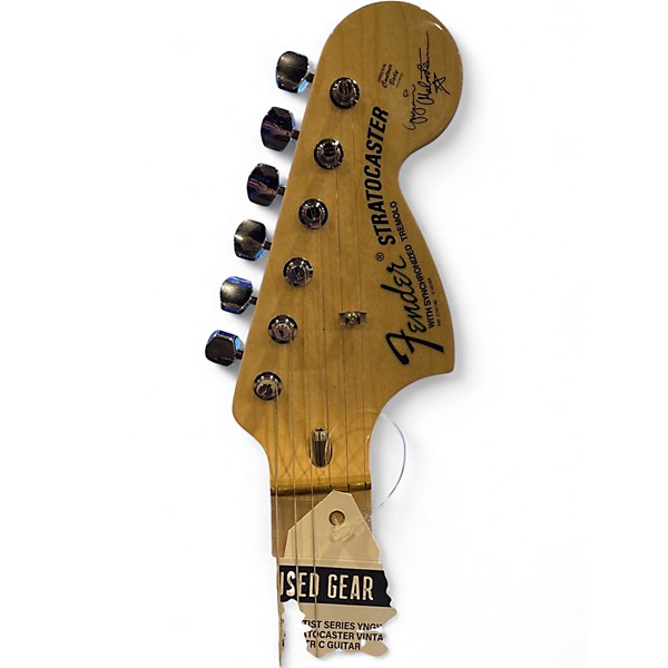 Used Fender Artist Series Yngwie Malmsteen Stratocaster Vintage White Solid Body Electric Guitar