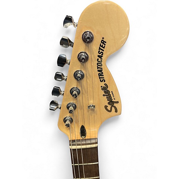 Used Squier Affinity Stratocaster 3 Tone Sunburst Solid Body Electric Guitar