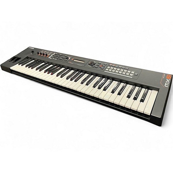 Used Yamaha MX61 61 Key Keyboard Workstation