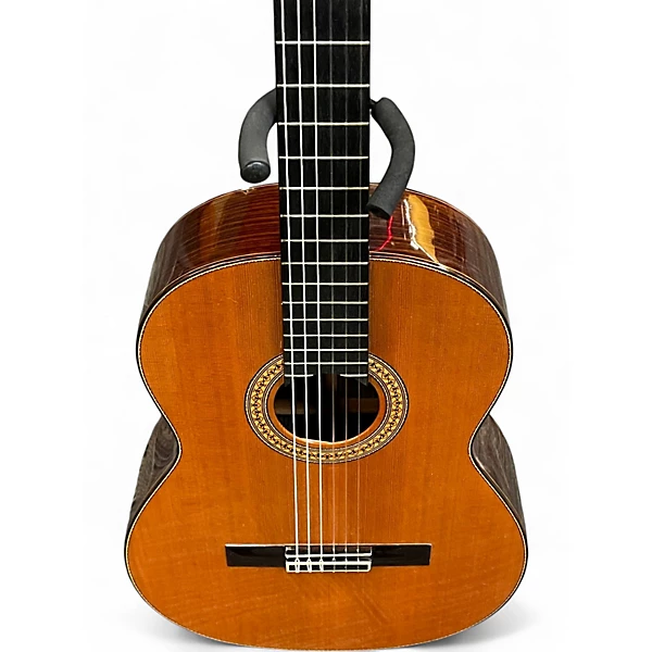 Used Pavan modelo TP-30 Natural Classical Acoustic Guitar