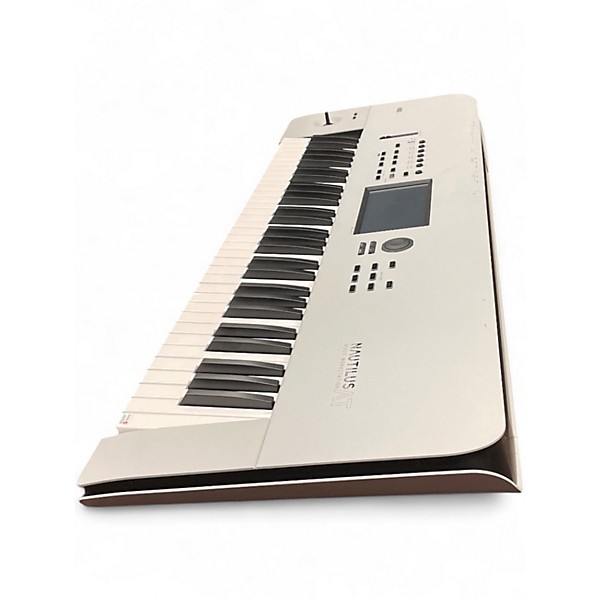 Used KORG nautilus-61 Keyboard Workstation