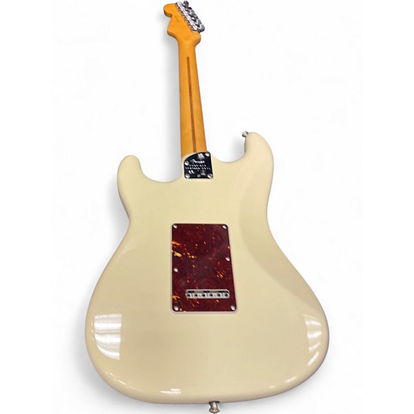 Used Fender American Professional II Stratocaster Vintage White Solid Body Electric Guitar