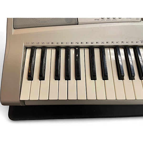 Used Yamaha PSRE303 Keyboard Workstation