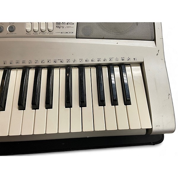 Used Yamaha PSRE303 Keyboard Workstation