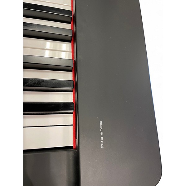 Used Yamaha P2225 Digital Piano