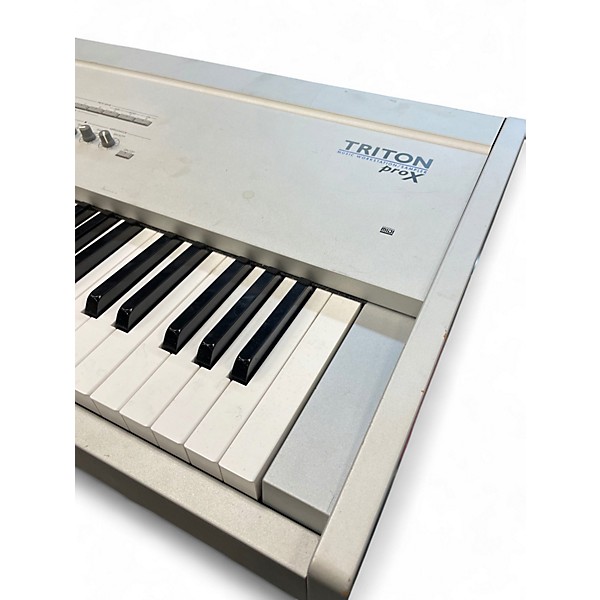 Used KORG Triton Pro X 88 Key Keyboard Workstation