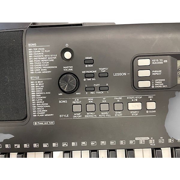 Used Yamaha PSRE363 61 Key Portable Keyboard