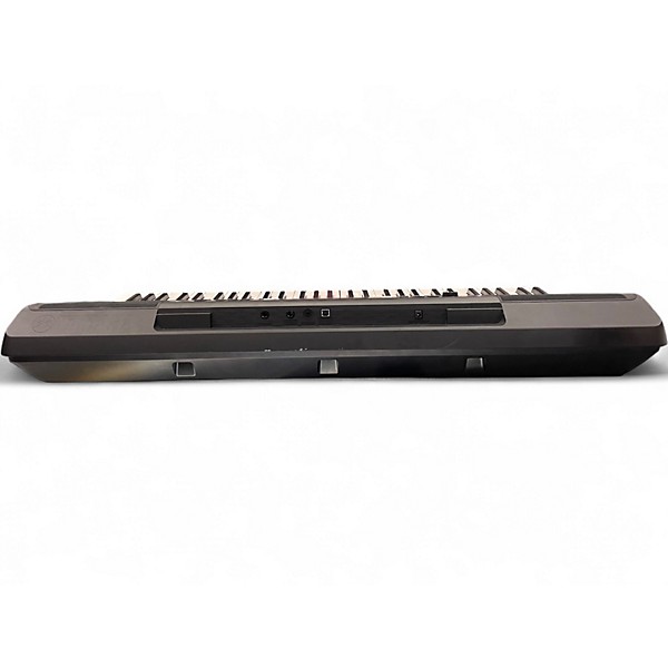 Used Yamaha PSRE363 61 Key Portable Keyboard