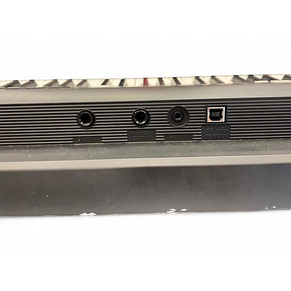 Used Yamaha PSRE363 61 Key Portable Keyboard