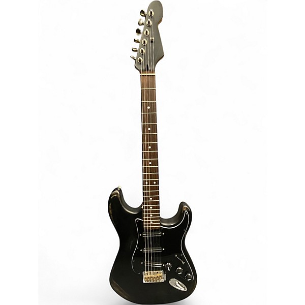 Used Miscellaneous PARTSCASTER Worn Black Solid Body Electric Guitar