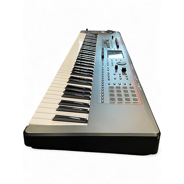 Used Roland Fantom 07 Keyboard Workstation