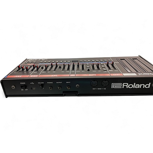 Used Roland JU-06 Synthesizer