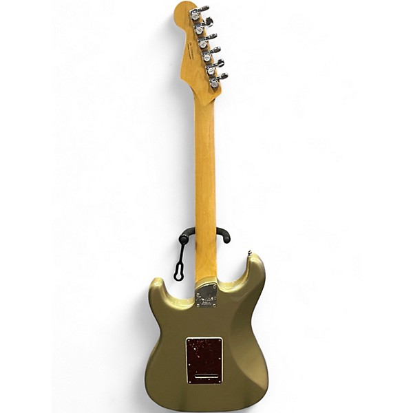 Used 2018 Fender American Elite Stratocaster CHAMPAGNE Solid Body Electric Guitar