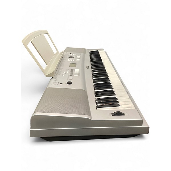 Used Yamaha DGX220 Portable Keyboard