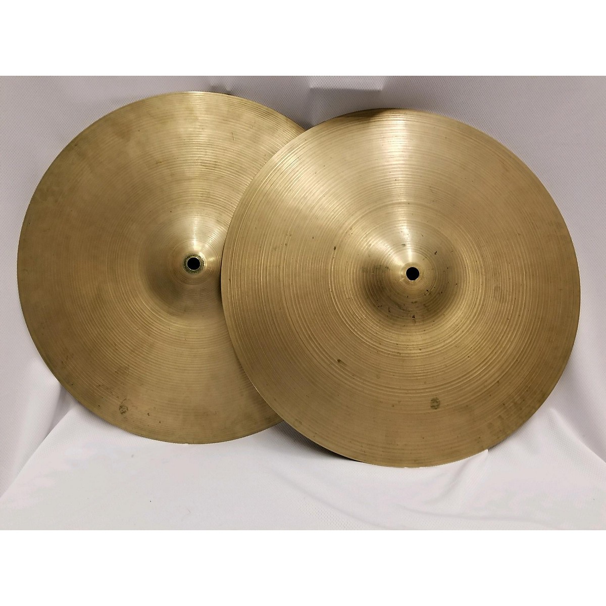 Used Zildjian 14in Avedis Cymbal Guitar Center