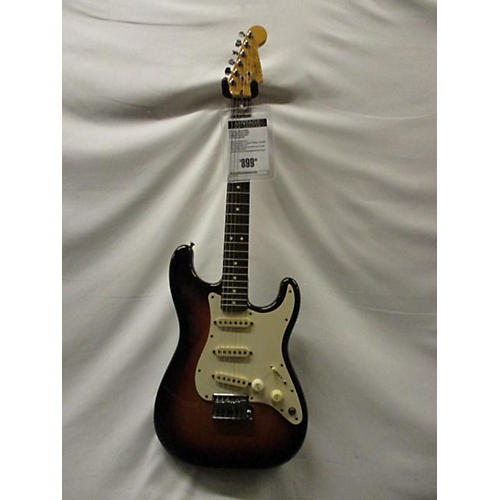 Vintage Fender 1983 Stratocaster 2 Knob Solid Body Electric Guitar