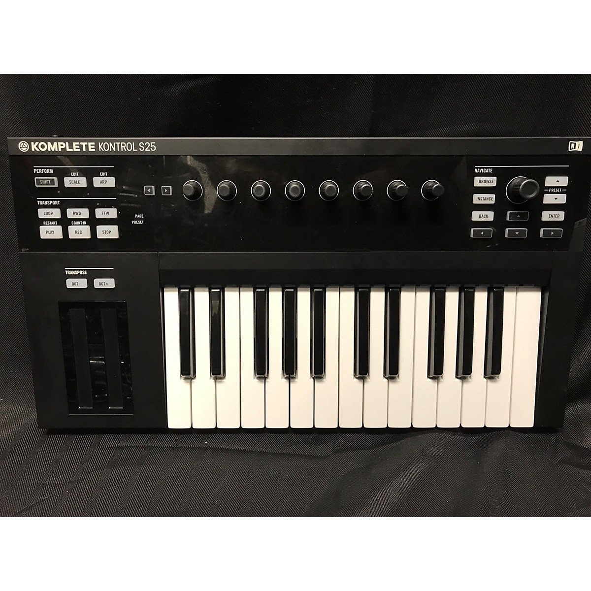 native instruments komplete kontrol s25 out of stock