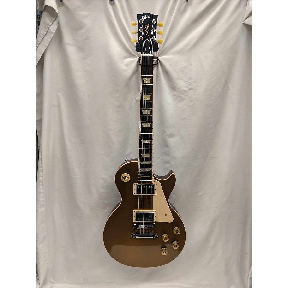 Used Gibson 12 Les Paul Traditional Gold Top Guitar Center