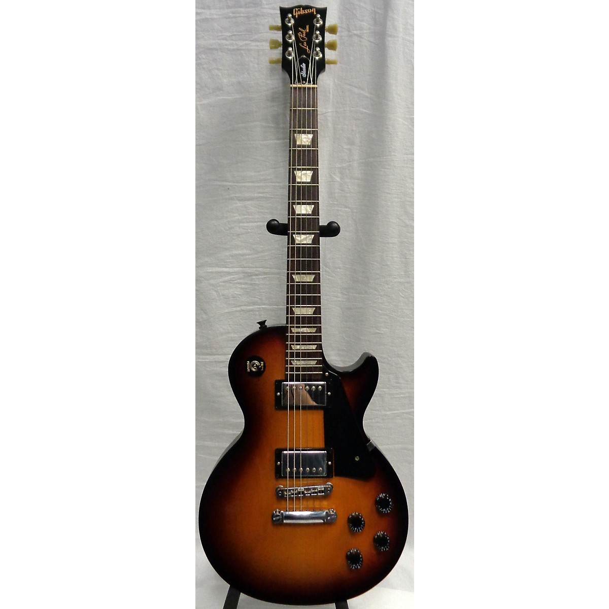 Used Gibson 2016 Les Paul Studio Solid Body Electric Guitar Guitar Center