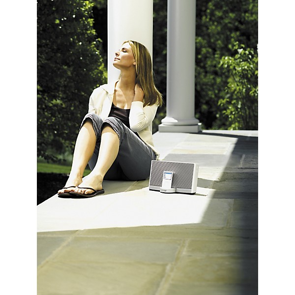 Bose SoundDock Portable Digital Music Speaker System for iPod White