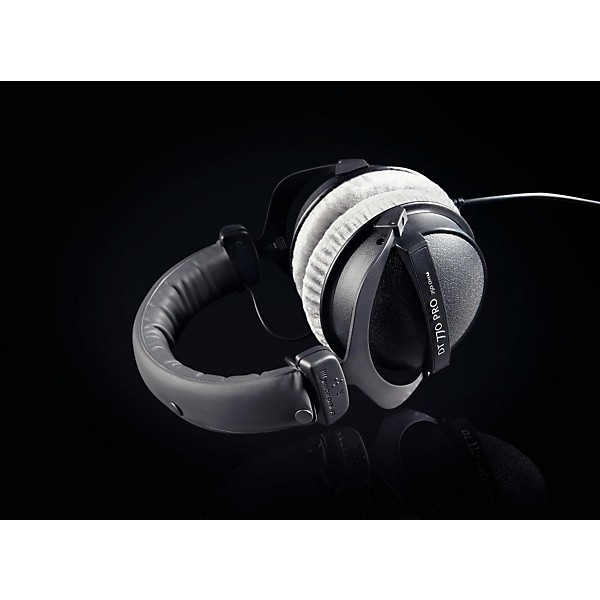 Open Box beyerdynamic DT 770 PRO Closed Studio Headphones - 250 Ohms Level 1