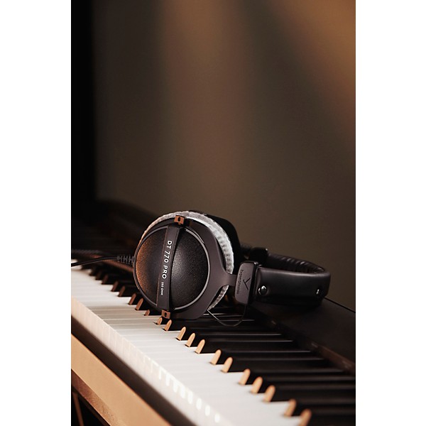beyerdynamic DT 770 PRO Studio Closed-Back Headphones - 250 ohms