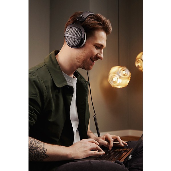 Open Box beyerdynamic DT 990 PRO Open Studio Headphones 250 Ohms Level 2  888365949864