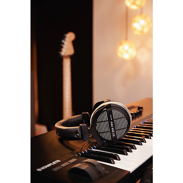 beyerdynamic DT 990 PRO Studio Open-Back Headphones - 250 ohms