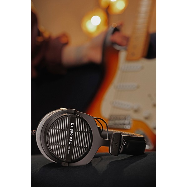 Open Box beyerdynamic DT 990 PRO Open Studio Headphones 250 Ohms Level 2  888365949864