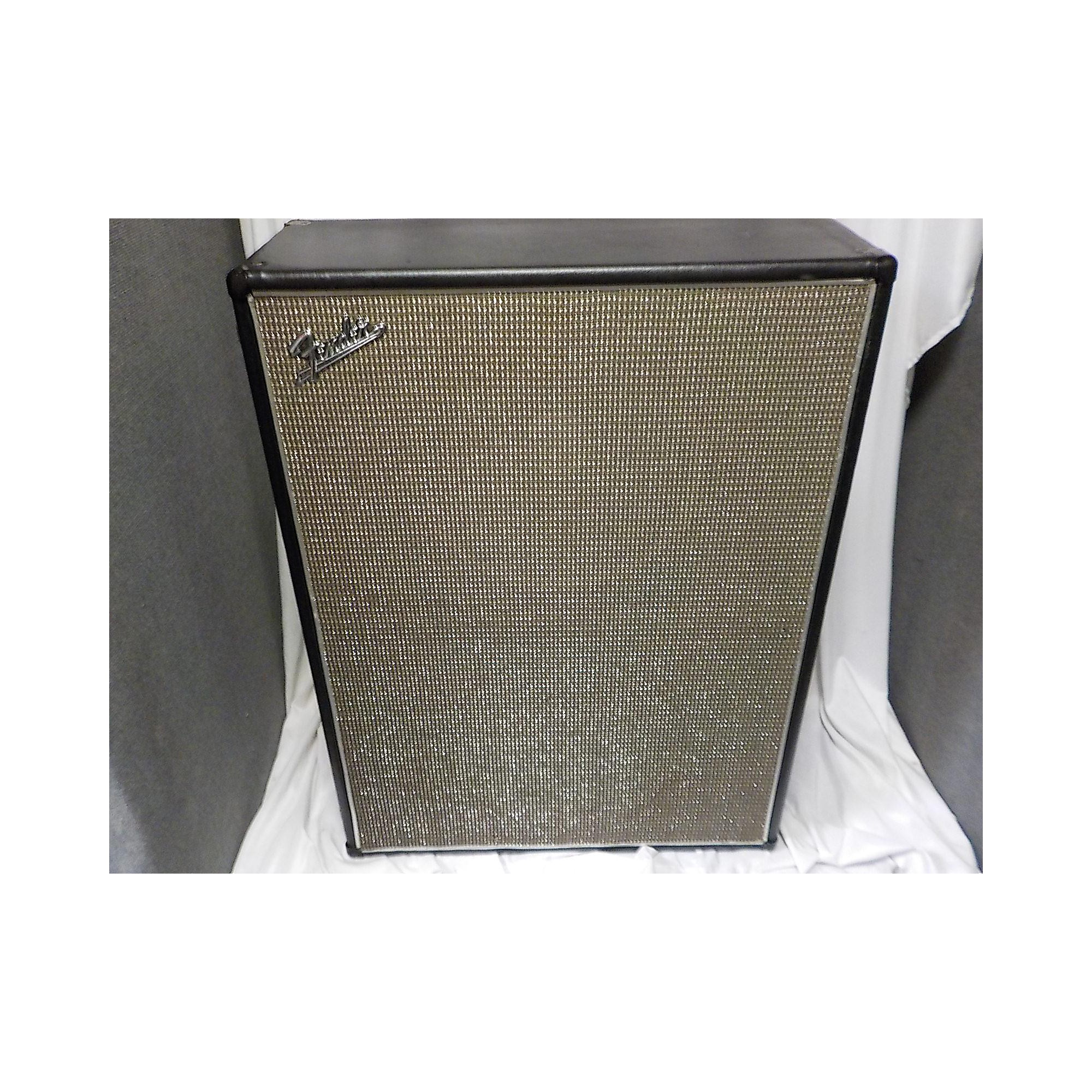 2 bass cabinet