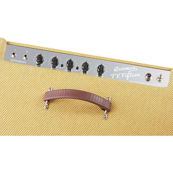 大得価，お買い得 Fender Bassman TV 15 Fifteen ベースアンプ