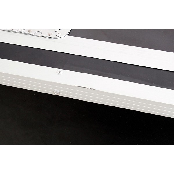 Road Runner Keyboard Flight Case With Casters Black 76 Key