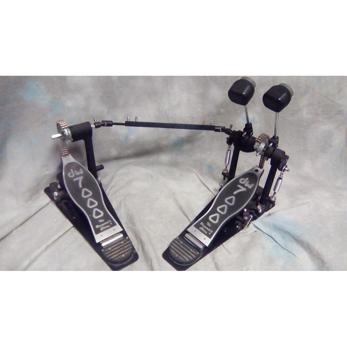 Used DW 7000 Double Pedal Double Bass Drum Pedal Guitar Center