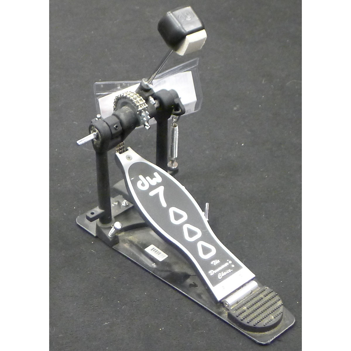 Used DW 7000 SINGLE PEDAL Single Bass Drum Pedal Guitar Center
