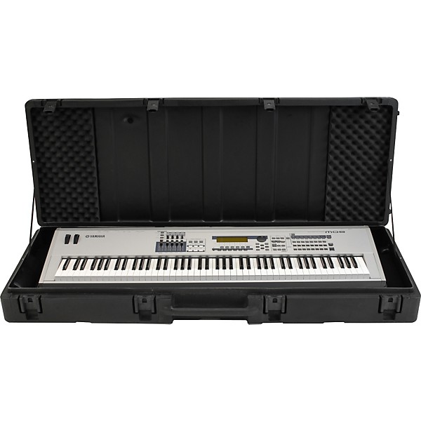 Clearance SKB 1SKB-R6020W Roto Molded 88-Note Keyboard Case Black