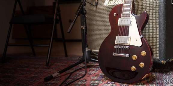 How to Choose the Best Gibson Les Paul