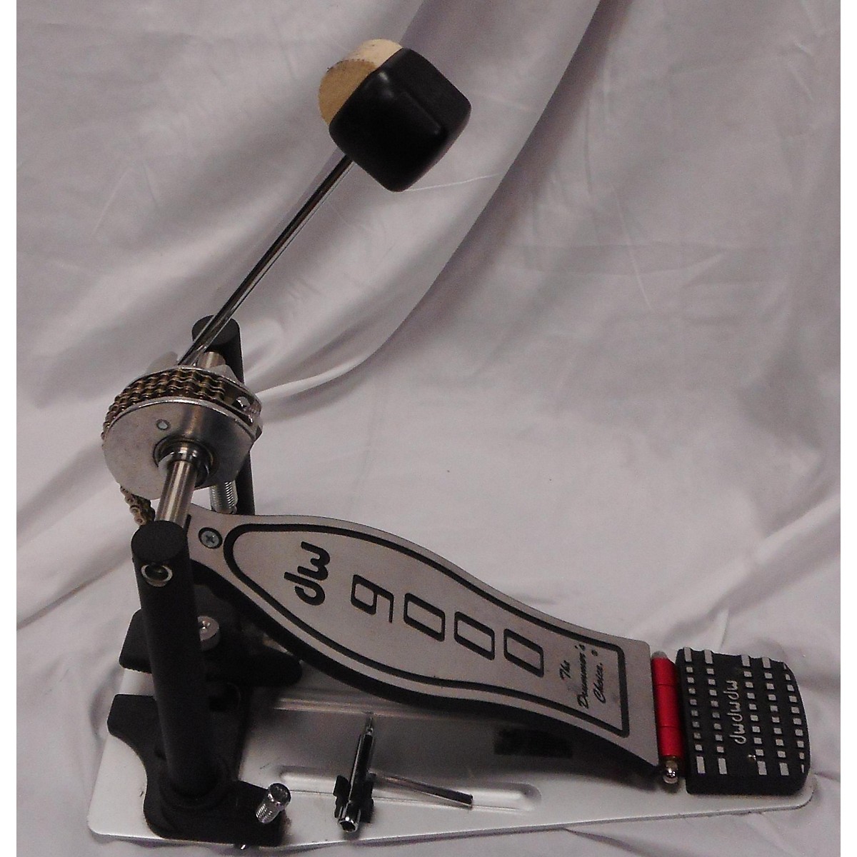 Used DW 9000 Series Single Single Bass Drum Pedal Guitar Center