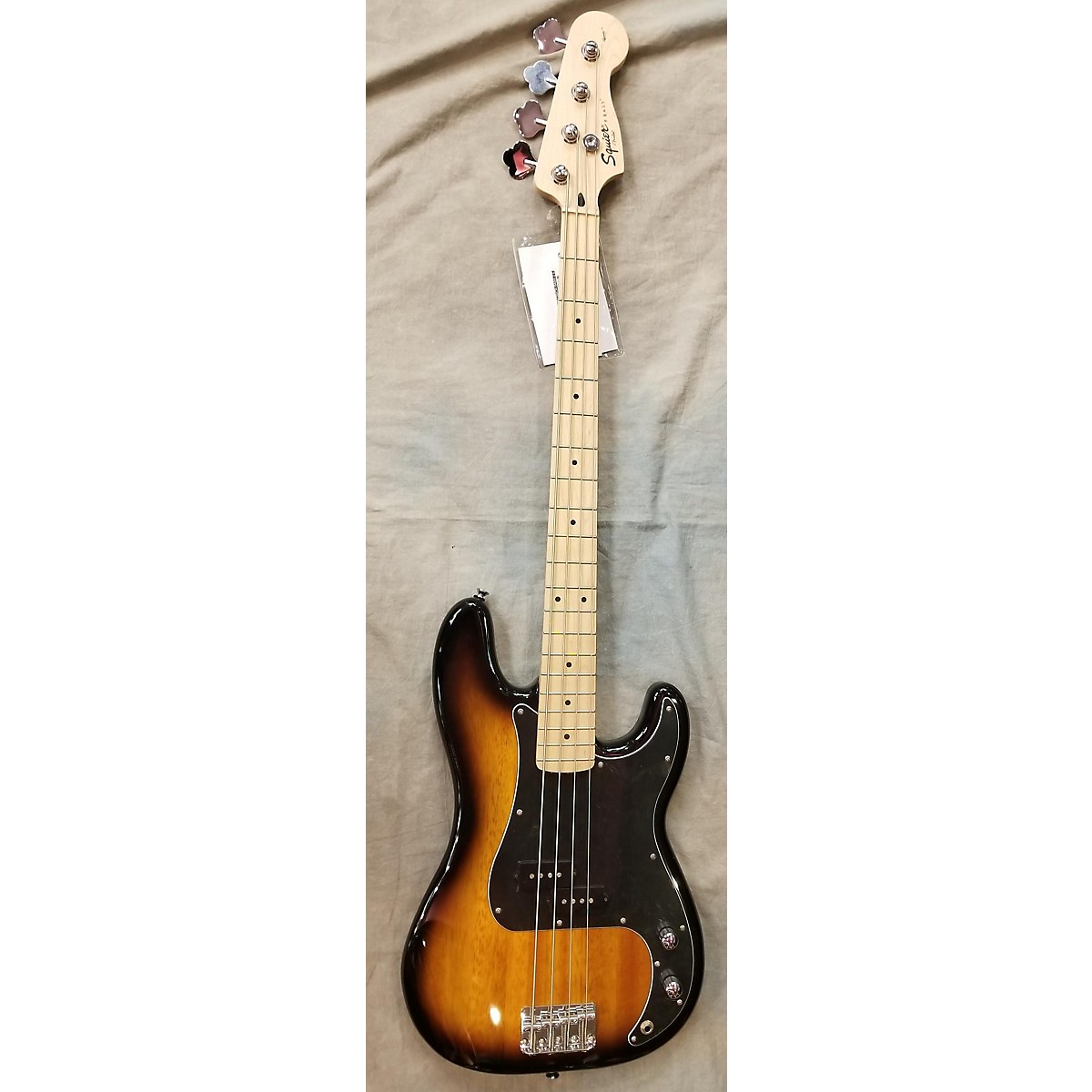 Used Squier Affinity Precision Bass Electric Bass Guitar Guitar Center