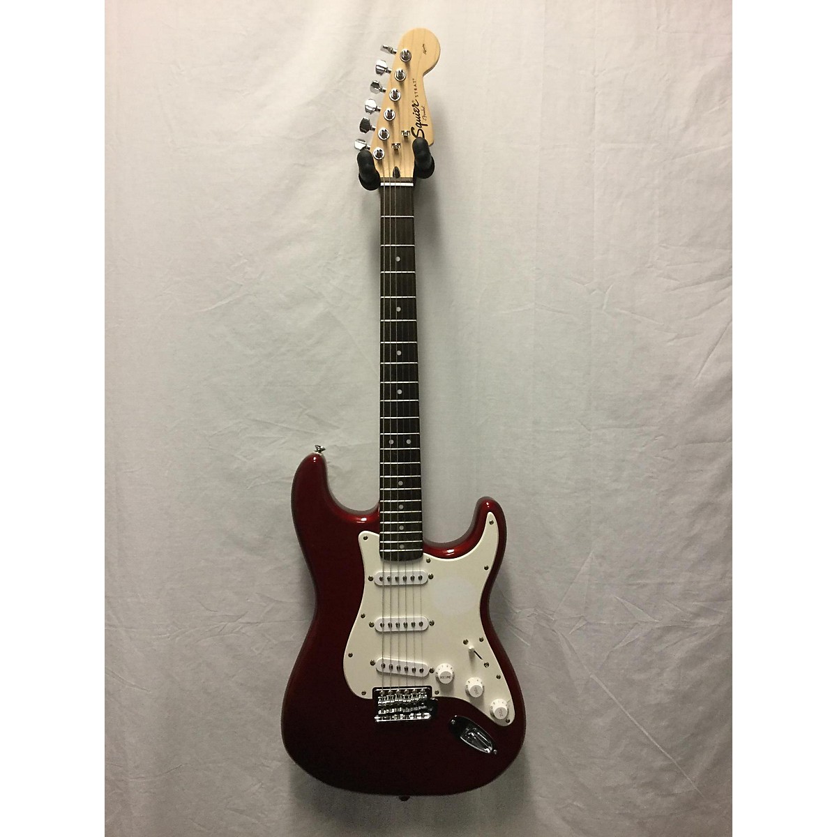 Used Squier Affinity Stratocaster Solid Body Electric Guitar Guitar